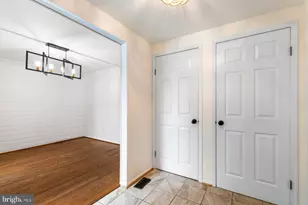 2 Topwood Ct, Parkville, MD 21234 - Photo 3
