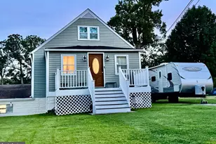 917 A Oakleigh Beach, Dundalk, MD 21222 - Photo 1