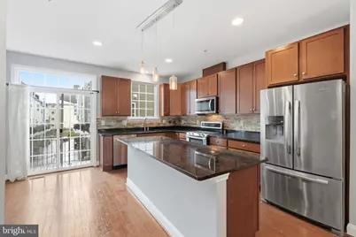 37 Meridian Lane, Towson, MD 21286 - Photo 13