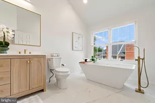 12 River Oaks Cir, Baltimore, MD 21208 - Photo 23
