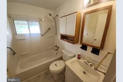 2421 Saratoga Avenue, Baltimore, MD 21227 - Photo 17