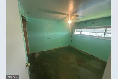 2421 Saratoga Avenue, Baltimore, MD 21227 - Photo 13
