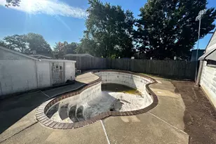 2421 Saratoga Ave, Baltimore, MD 21227 - Photo 3