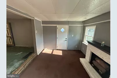 2421 Saratoga Avenue, Baltimore, MD 21227 - Photo 5