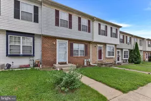 73 Chelmsford Ct, Middle River, MD 21220 - Photo 1