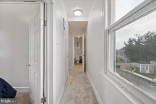 111 4th Ave, Baltimore, MD 21227 - Photo 27