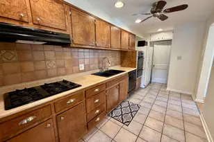 1033 Circle Dr, Halethorpe, MD 21227 - Photo 11