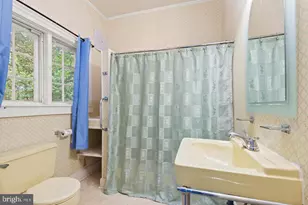 7511 LHirondelle Club Rd, Towson, MD 21204 - Photo 5