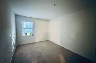 3901 Hannon Ct, Nottingham, MD 21236 - Photo 13