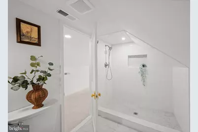 210 4th Avenue, Baltimore, MD 21227 - Photo 29