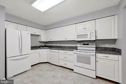 13 Pipe Hill Court #B, Baltimore, MD 21209 - Photo 7