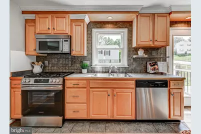 1307 Hickory Springs Circle, Catonsville, MD 21228 - Photo 17