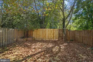 11 1st Tee Ct, Baltimore, MD 21209 - Photo 35