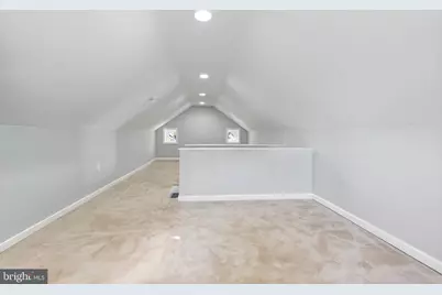 912 Locustvale Road, Towson, MD 21204 - Photo 31