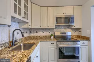 28 Allegheny Ave, Towson, MD 21204 - Photo 9