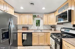 5238 Arbutus Ave, Baltimore, MD 21227 - Photo 7