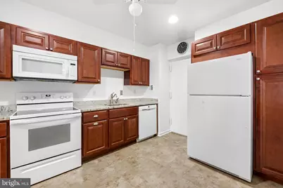 7 Slade Avenue #519, Pikesville, MD 21208 - Photo 5