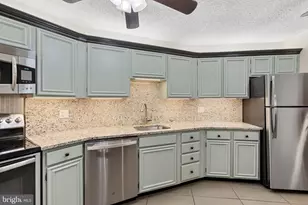 205 E Joppa Rd, Towson, MD 21286 - Photo 5