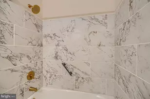 1470 Greenbriar Cir, Baltimore, MD 21208 - Photo 17