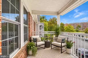 1470 Greenbriar Cir, Baltimore, MD 21208 - Photo 11