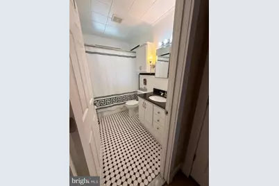 240 Pinewood Road, Baltimore, MD 21222 - Photo 7