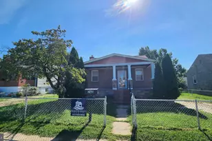 240 Pinewood Rd, Baltimore, MD 21222 - Photo 1
