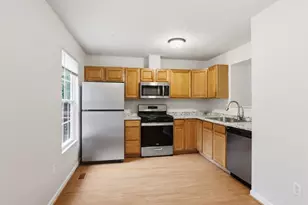 36 Gwynnswood Rd, Owings Mills, MD 21117 - Photo 7