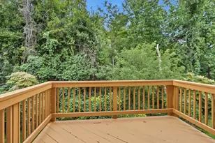 36 Gwynnswood Rd, Owings Mills, MD 21117 - Photo 9