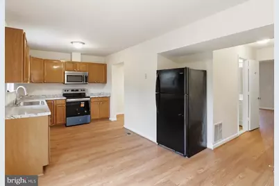 7203 Rutherford Green Circle, Windsor Mill, MD 21244 - Photo 7