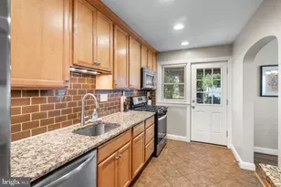 30 Shady Nook, Baltimore, MD 21228 - Photo 9