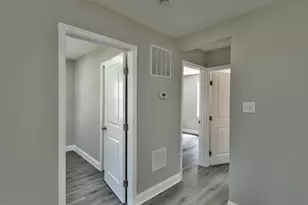 19 Pelczar Ave, Baltimore, MD 21221 - Photo 23