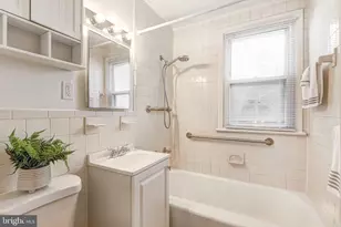 8220 Cornwall Rd, Baltimore, MD 21222 - Photo 13