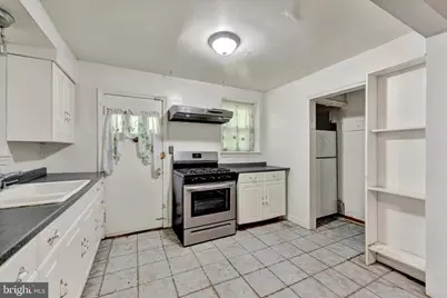 2501 Parkview Road, Baltimore, MD 21207 - Photo 11