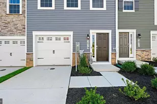 5009 Silver Oak Dr, Rosedale, MD 21237 - Photo 3