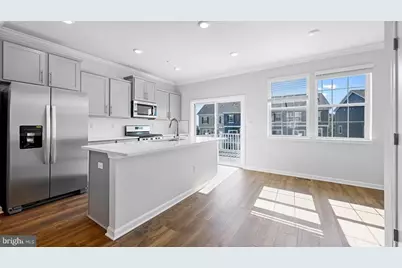 5009 Silver Oak Drive, Rosedale, MD 21237 - Photo 11