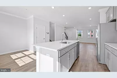 5009 Silver Oak Drive, Rosedale, MD 21237 - Photo 9