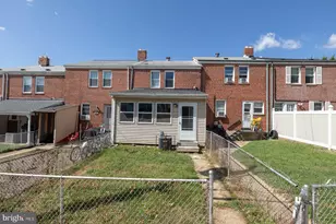 8627 Willow Oak Rd, Parkville, MD 21234 - Photo 3