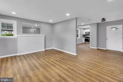 574 Edmondson, Baltimore, MD 21228 - Photo 5