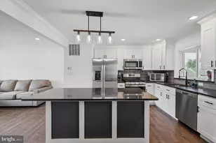 3400 North Point Rd, Dundalk, MD 21222 - Photo 9