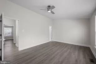 122 Courtland Woods Cir, Pikesville, MD 21208 - Photo 17