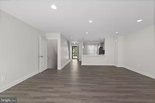 122 Courtland Woods Cir, Pikesville, MD 21208 - Photo 11