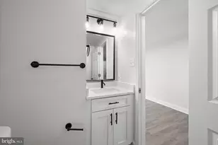 122 Courtland Woods Cir, Pikesville, MD 21208 - Photo 31