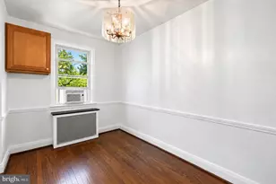 921 Maiden Choice Ln, Baltimore, MD 21229 - Photo 13