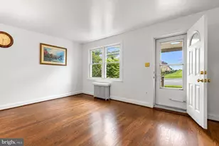 921 Maiden Choice Ln, Baltimore, MD 21229 - Photo 3