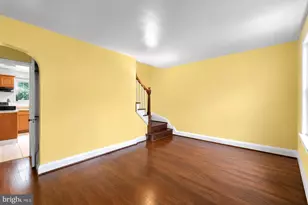 921 Maiden Choice Ln, Baltimore, MD 21229 - Photo 5