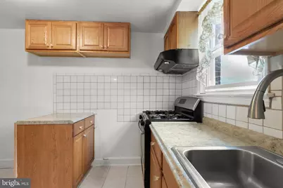 921 Maiden Choice Lane, Baltimore, MD 21229 - Photo 9