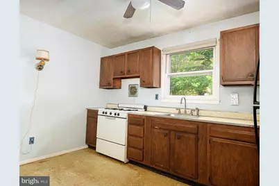 16 Oakmere Road, Owings Mills, MD 21117 - Photo 9