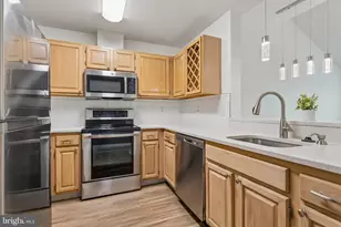 4403 Silverbrook Ln, Owings Mills, MD 21117 - Photo 7