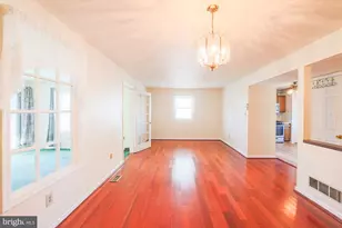 8913 Lennings Ln, Baltimore, MD 21237 - Photo 9