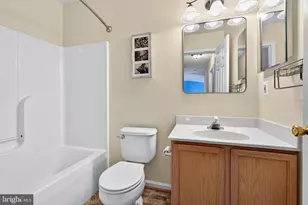 4415 Todd Point Ln, Baltimore, MD 21219 - Photo 37